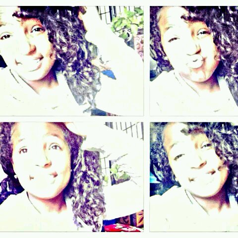 smart.funny Cheerleader High School ♥♡♥ kik TaniyaSimien im new to thiss so FOLLOW♥♡♥¤