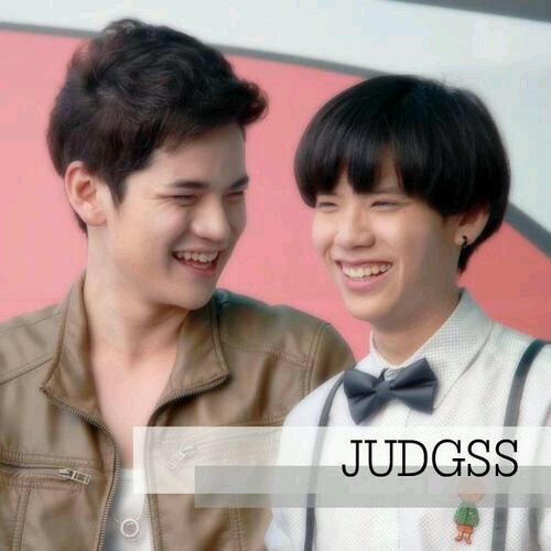 การรวมตัวของคน 10 คน Support for : @TaoPhiangphor @KachaNontanun รายงานสด /รายงานข่าว/ พนักงานกดชัตเตอร์ ขอบคุณสำหรับเครดิตในทุกรูปที่นำไปใช้ #JUDGSS