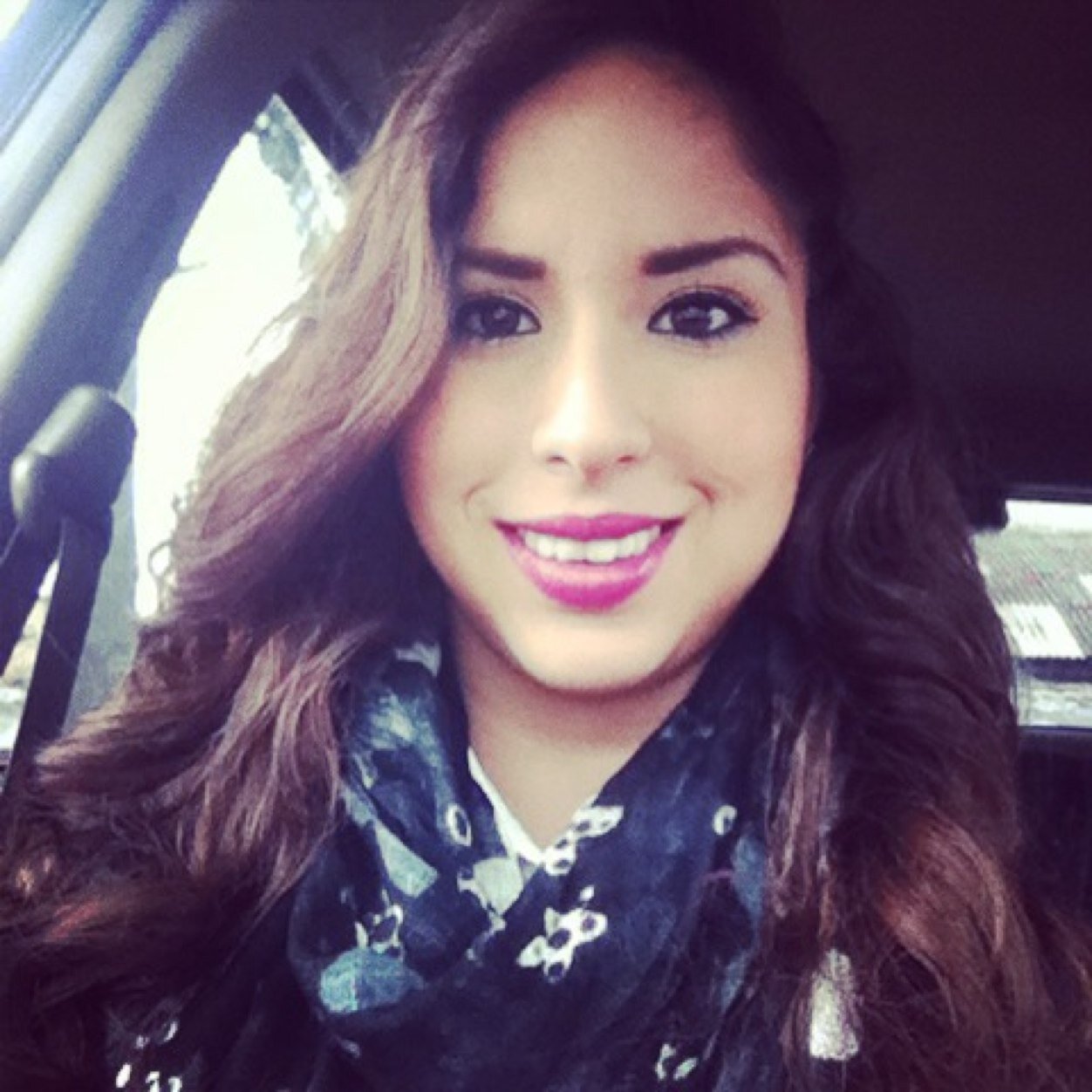 periodista y amante de mi trabajo!! Reportera del Informativo la tele al dia y Presentadora del segmento Acceso Total del canal La Tele