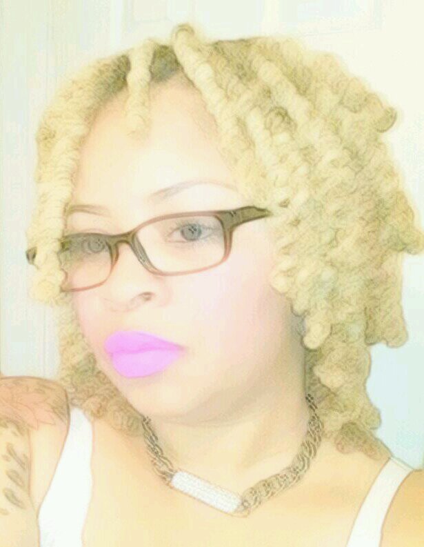 i love my boys, i love my locs, i love my lip gloss, & i love shopping #irocksolo..learning everyday and putting my best foot forward..that is all...