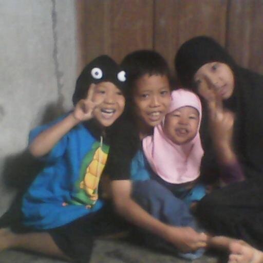 radione cah ndueso
bersama yumna kita jalin ukhuwah
085648737243