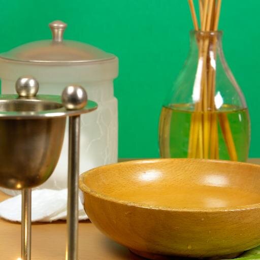 calips_o's profile picture. centre de soins esthétiques
au masculin et au féminin