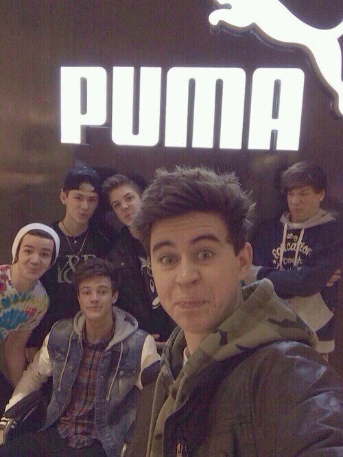 We love all of the MAGcon Family! They are so funny and supportive! Creators of this page are @leasamarzija and @nikagarma!