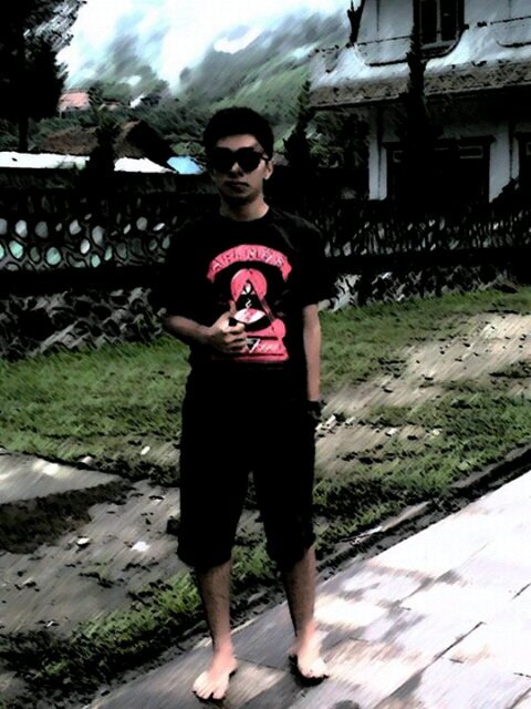 Son of God • Hukum Usu'14 !! Basketball player. #GGMU saudaraa