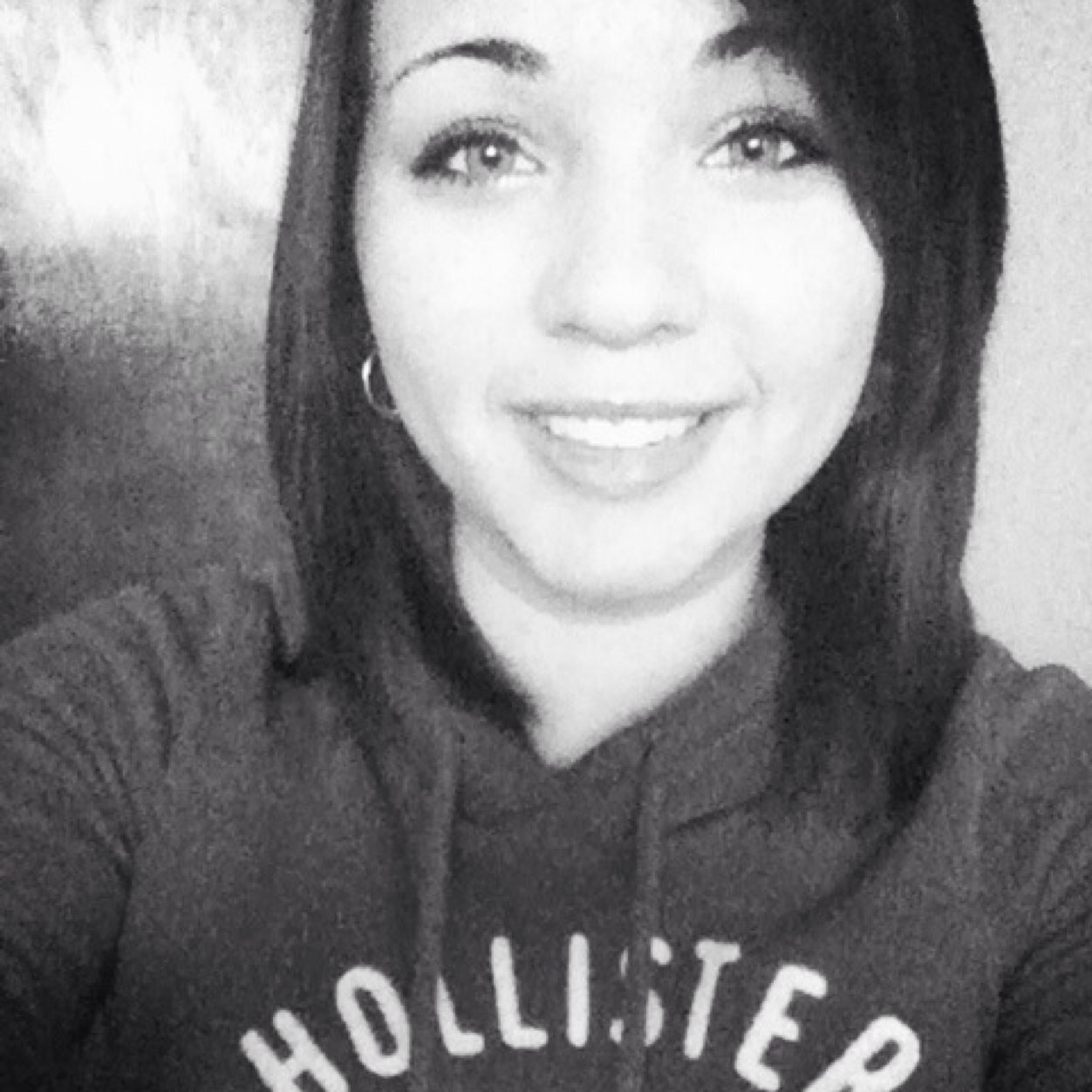 Alyssa Torres ❤️ 17  Spring Hill, Fl  Class of '14  Outgoing, Sweet, and Funny