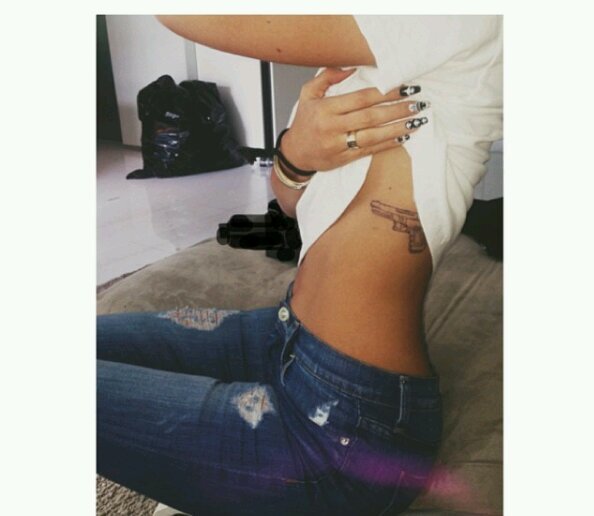 beauty is divine.//new account.