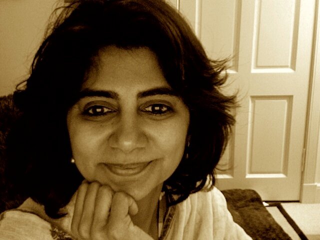 Sharadha has helped people for more than 20 years drawing on psychodynamics and spiritual healing. She is also a writer and storyteller.