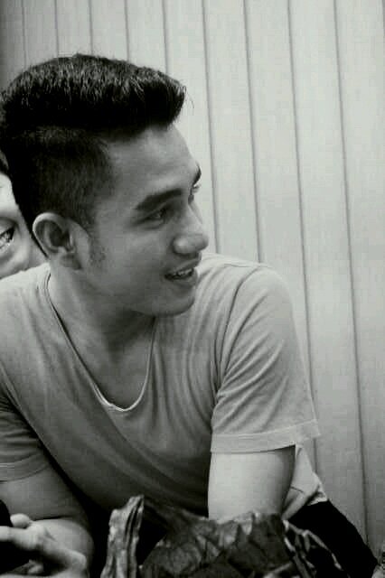 Dua november | ezra eka putra | 73db7c71 /path M.ezra