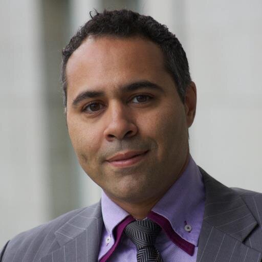 FrancisAlerte's profile picture. Avocat et conseiller d'affaires