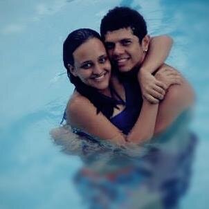 A sua voz no peito , pode adentrar provando que o amor pode mudar ♪     #HEVO84