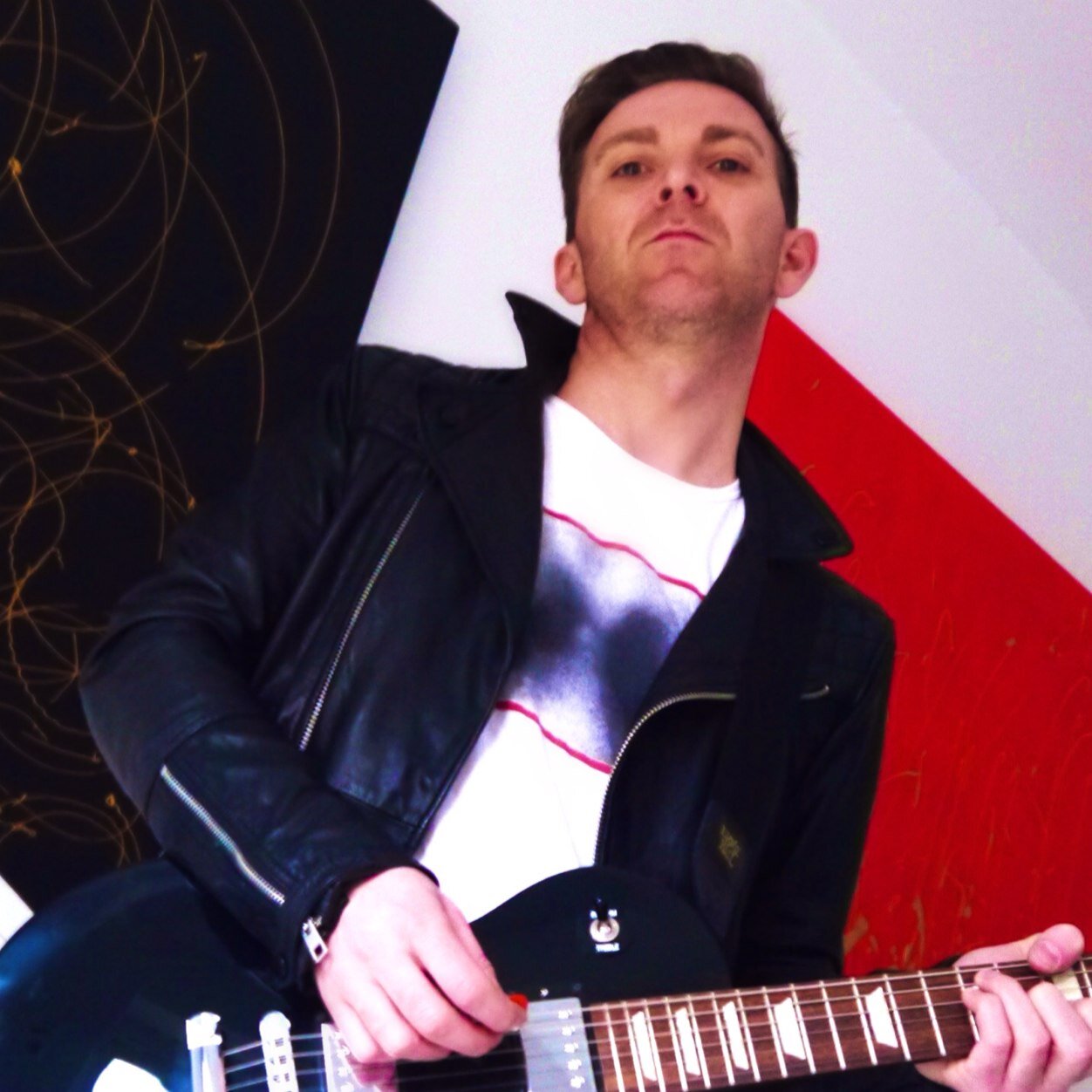 Crunching East London electro indie act. New single:https://t.co/iea8J9RMu0 previous singles https://t.co/97C6bqSoG4 & http://t.co/dgVeIq6keQ
