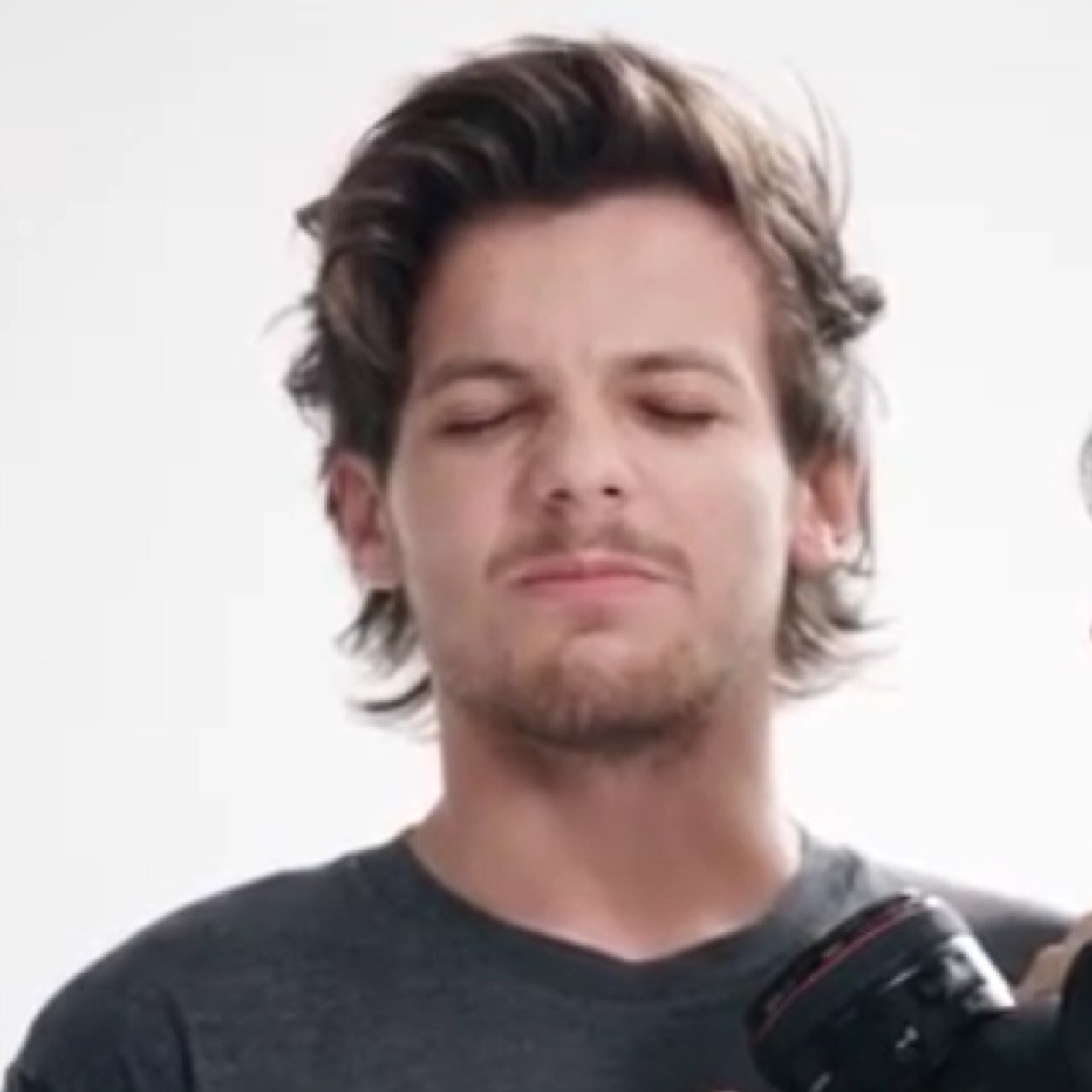 free follow from @TheRulesOfLarry