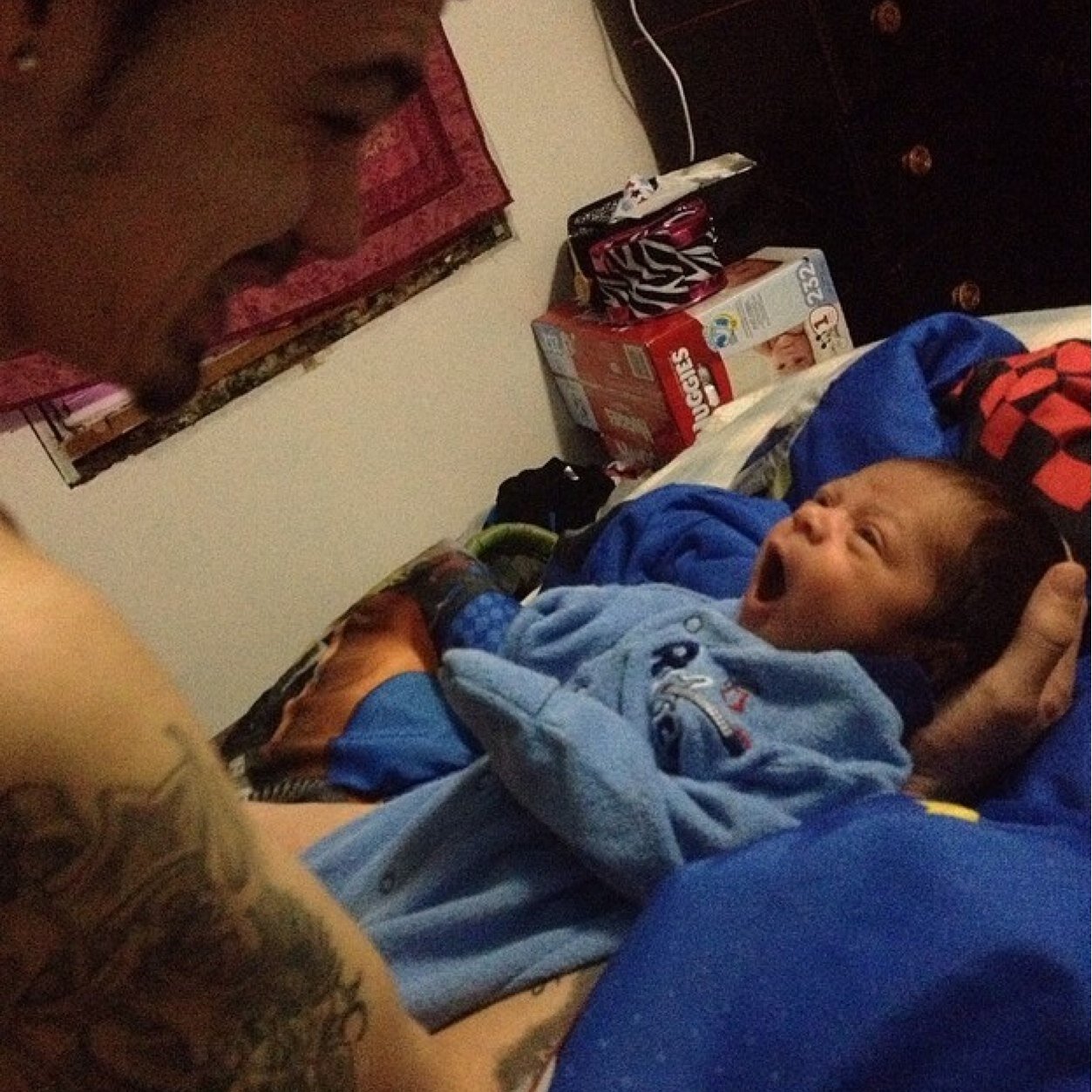 ChaoZ_SkyHigh's profile picture. Skyhigh Environment all day! imma artist my son n music is my life .. an i hate a bitch that bitches so dont bitch  
IG-@Itzchaoz
Fb-Devin Tyrell