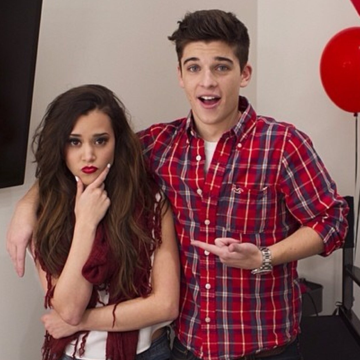 Meganizer for a long time, and always will. Check out Megan Nicole on Youtube: megannicolesite. New twitter account for Megan: @biessedgrier