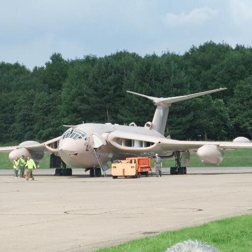 That is a Handley Page Victor.  One of the best aircraft Britain has ever produced.  It could fly higher and faster than a Vulcan carrying heavier payload.