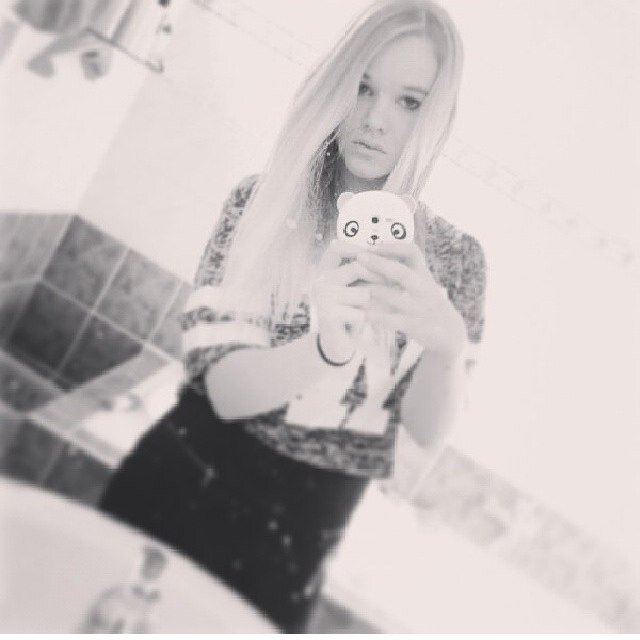 ♡single♥blondine ♡ green eyes ♡ myself ♡ anita ♡