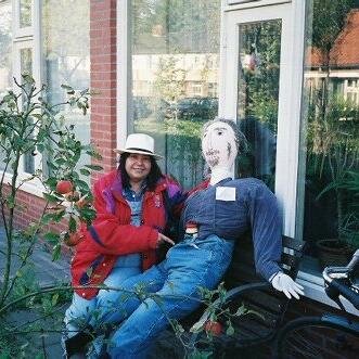 Farmer, reporter, coffee specialist, saleswoman, tour guide, tour coordinator, advertiser, painter, handcrafter, orchestra woman, and good friend