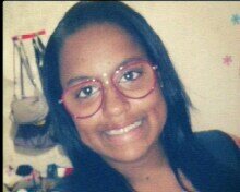 ** Apenas uma garota com a alegria de uma criança; a malícia de uma adolescente; e sentimentos de mulher .#SIMPLESMENTE ASSIM e fim[...] **