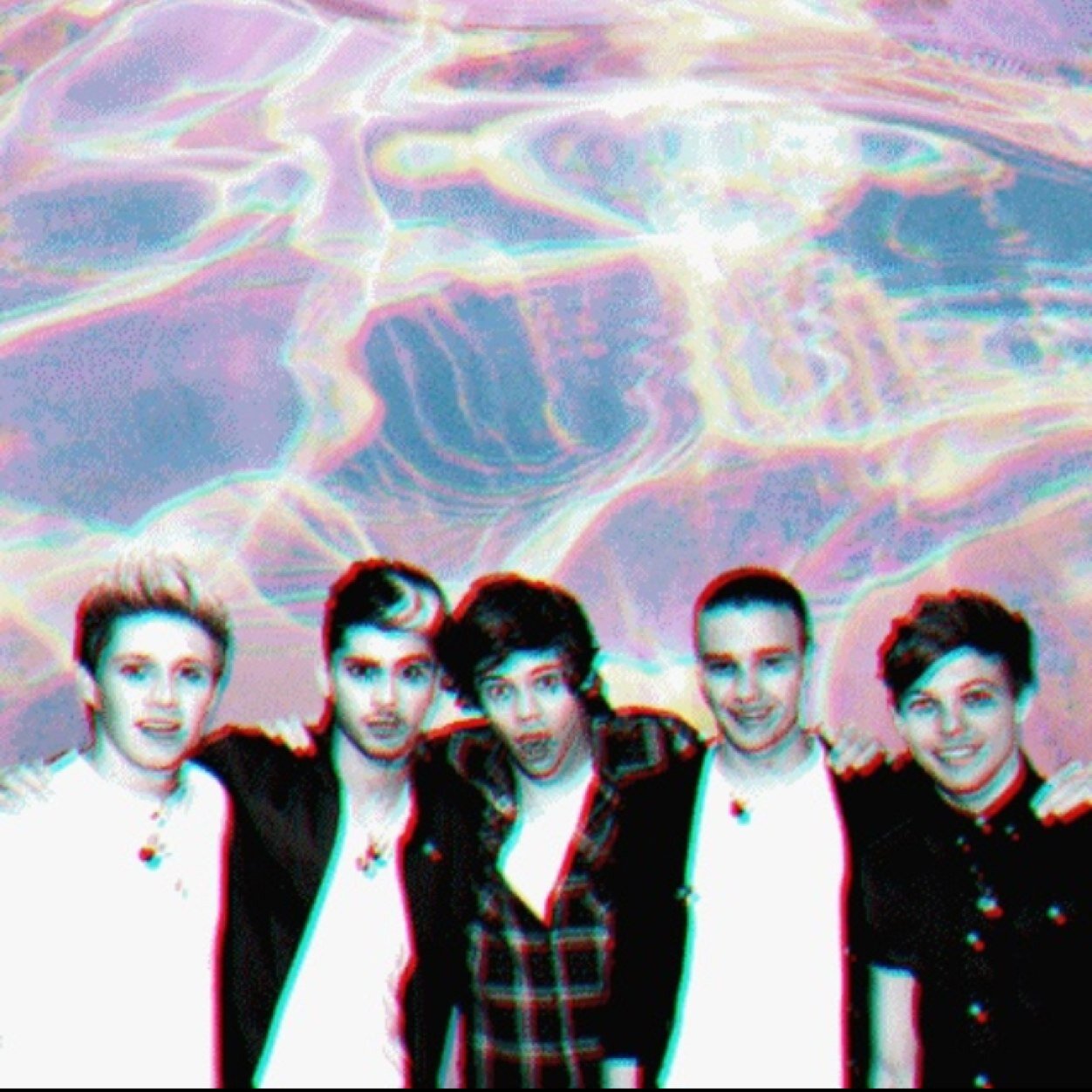 wearethelarry's profile picture. FOLLOW @mashtonkms SHE FOLLOWS BACK