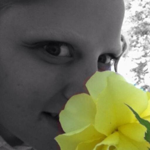 SarabaraRoss15's profile picture. Junior 17 love love to smile