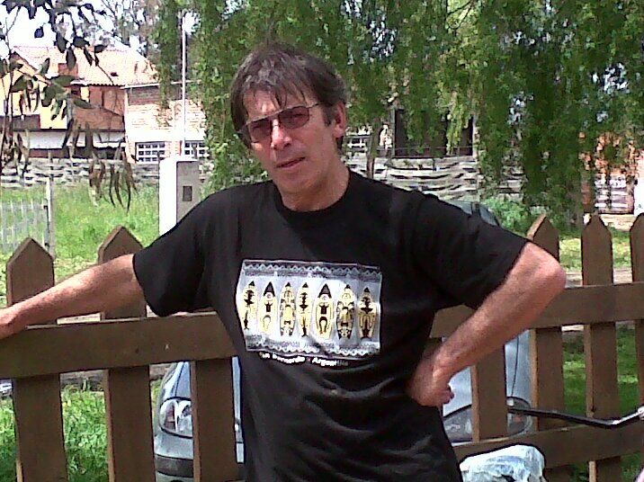 luismarch's profile picture. 