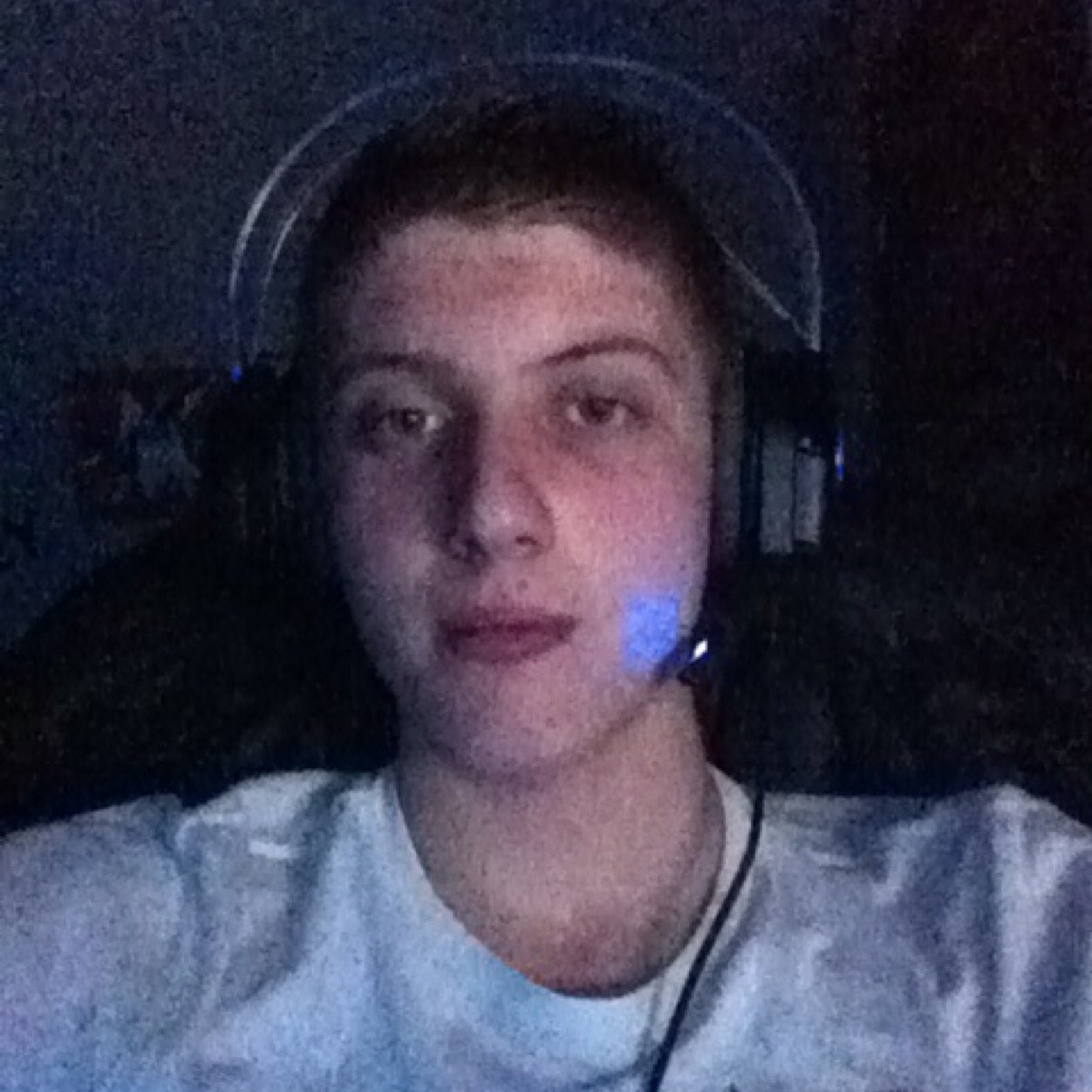 Joueur Ps3 Decerto / Psn: Airoh_Star Structure: Le Clan Fra (LCFRA). Roster: Airoh_Star, iPro_Stomp, matthieu80800, P2FNa.
