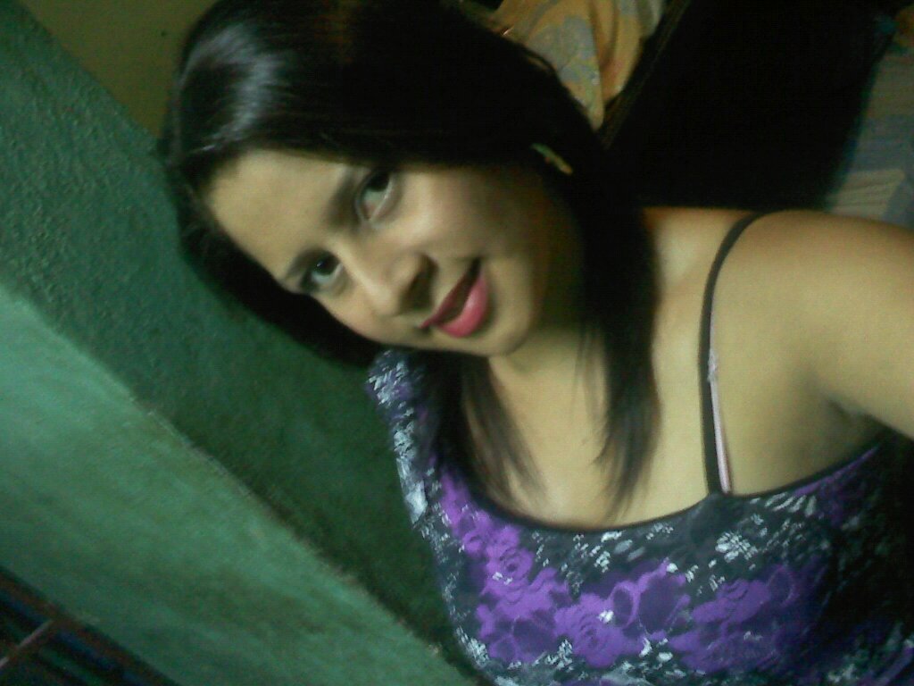 El tiempo de Dios es perfecto. Espera paciente por eso que deseas y trabaja la paciencia para tu evolución. :D