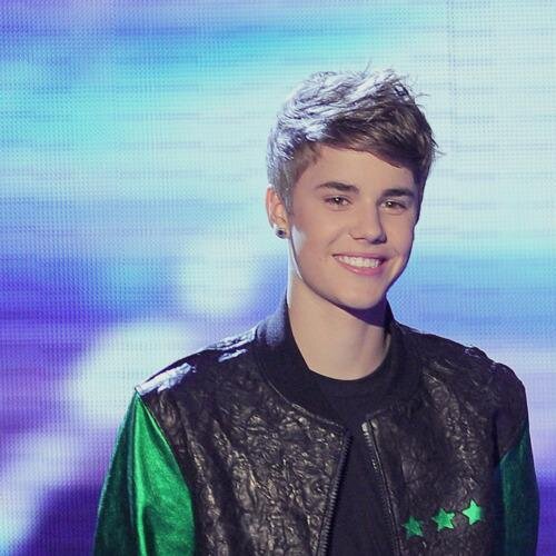 ☆STOESSEL☆  ☆BIEBER☆
