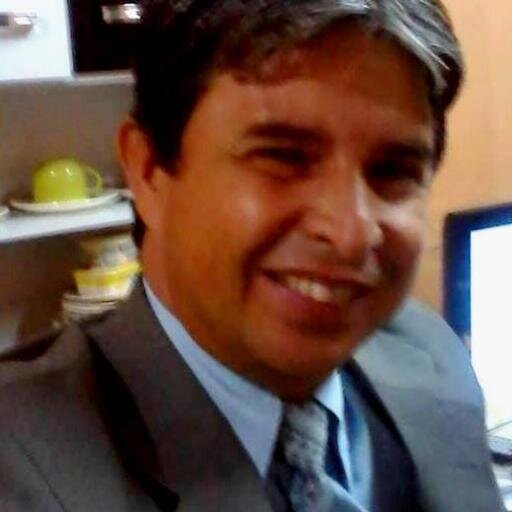 El amor no tiene cura, pero es la cura para todos los males...