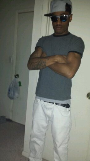 #Finesselyf Official Twitter Account #Family FRST™#MMM ent™ #LPKlothn™ #Doap Prduktionz™ #TEAM ABL™ . For serious enquires email @ awlblklyf@gmail.com™