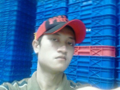 hanya orang biasa yg brusaha menggapai mimpi2.my namber 085778390032 n my pin 7585D9FA