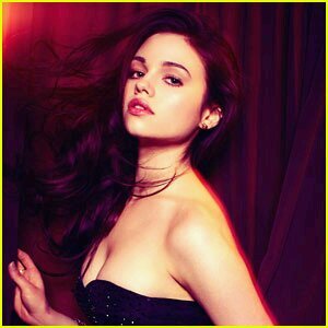 Im a demon my family left when I was five I don't need anyone to tell me what to do or I'll kick ur ass/TMI RP/Single but I would like a demon♥♡♥♡