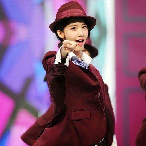 อันยองง ฉันยุนอาสุดสวยจากวง ☆SNSD☆ พวกคุณคงรู้จักฉันดี อยากรู้จักมากขึ้นกว่านี้ไหม? ฟอลมาสิค่ะ*ส่งจูบ*รักแฟม[#story]