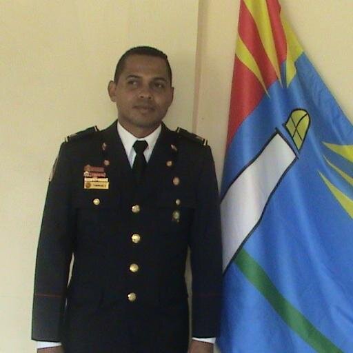 Tte/Crnel de Bomberos 1er comandante del cuerpo de Bomberos del Municipio Puerto Cabello Estado Carabobo Venezuela
