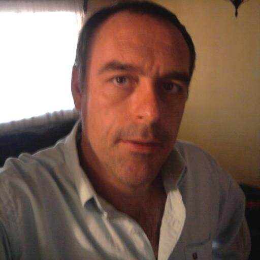 Profesor General Básica Post Titulo Matemáticas Segundo Ciclo
Técnico Informático