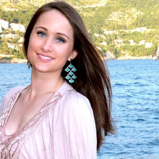 elle__star's profile picture. 