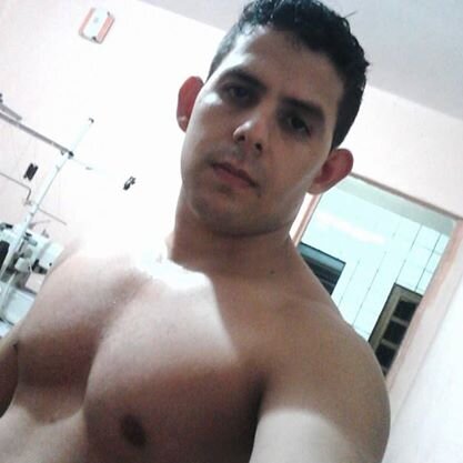 Clebson1423's profile picture. Sou extrovertido, alto astral, gosto de praia, futebol, academia, #Família #Deus