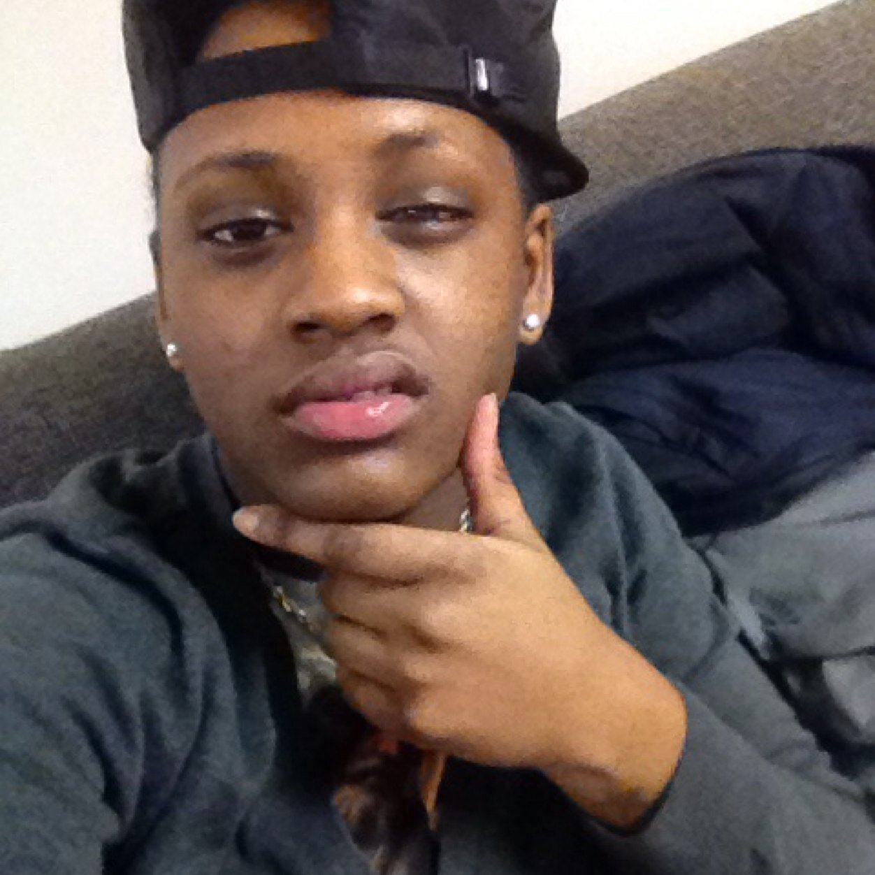 19, College kid, follow me ill follow back