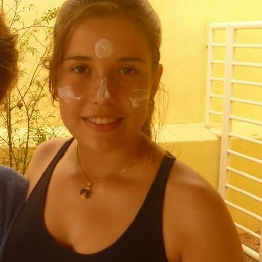 Fui! Bjs pra quem fica :*  Instagram: @camilinhaleiva