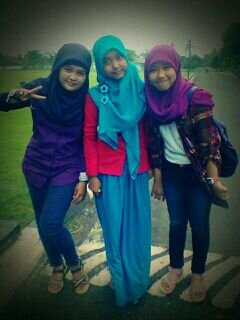 Alhamdulillah dah lulus SMA.:-)
Allah pasti punya jalan yang terbaik :-)

:-)all is well:-)