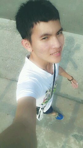 my name is Jame. ทักได้ครับไม่หยิ่ง