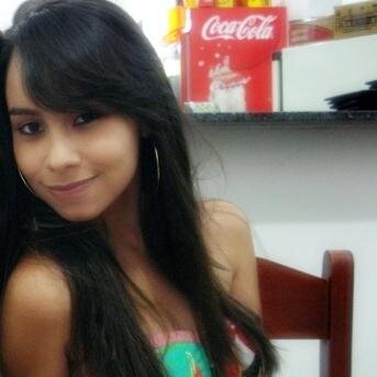 mas eu lembro quem é quem,nunca esqueço um porém,vêm cheio de falsidade hoje,o que vai volta também ! ♪