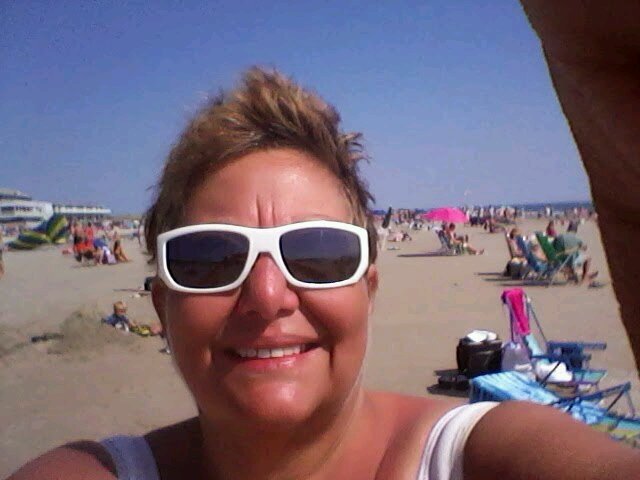 loissantina's profile picture. 