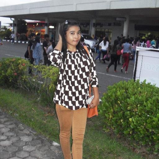 I am a simple woman's :)