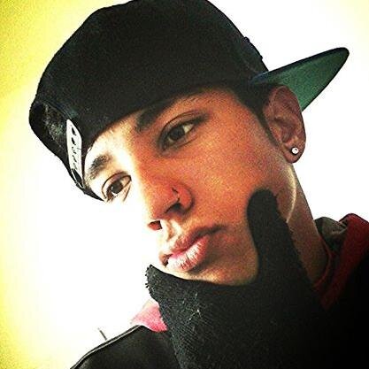 ~ Os Fracos Me Criticam Os Fortes Andam Comigo..'