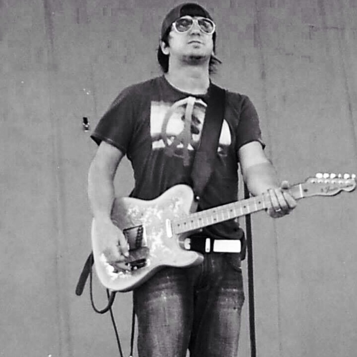 Guitarist in SDB, Rok Star Real Estate Guy.