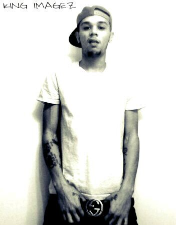 Rapper/Producer/SongWriter ALL BOOKING EMAIL weeoem@gmail.com IG @Officialweeking