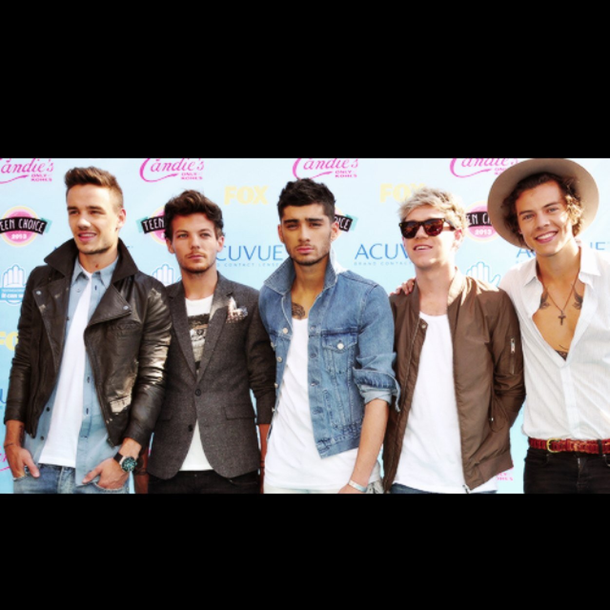 1D_austriagirls's profile picture. just two directioner girls ;) waiting for... something great... waiting for... 1/5