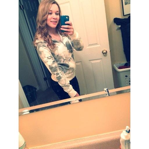 katiemawa's profile picture. I swear I have a life but I make edits on vine: boys of magcon♡