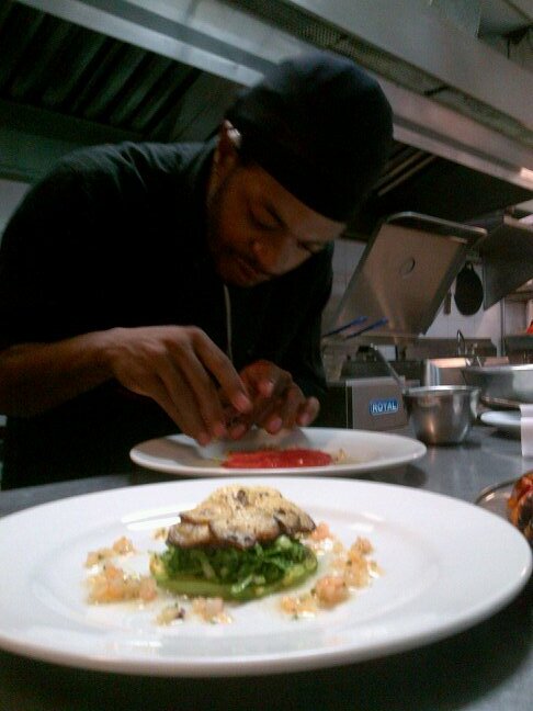 Chef ,ℓuv 2 cook,fun guy,like 2 party